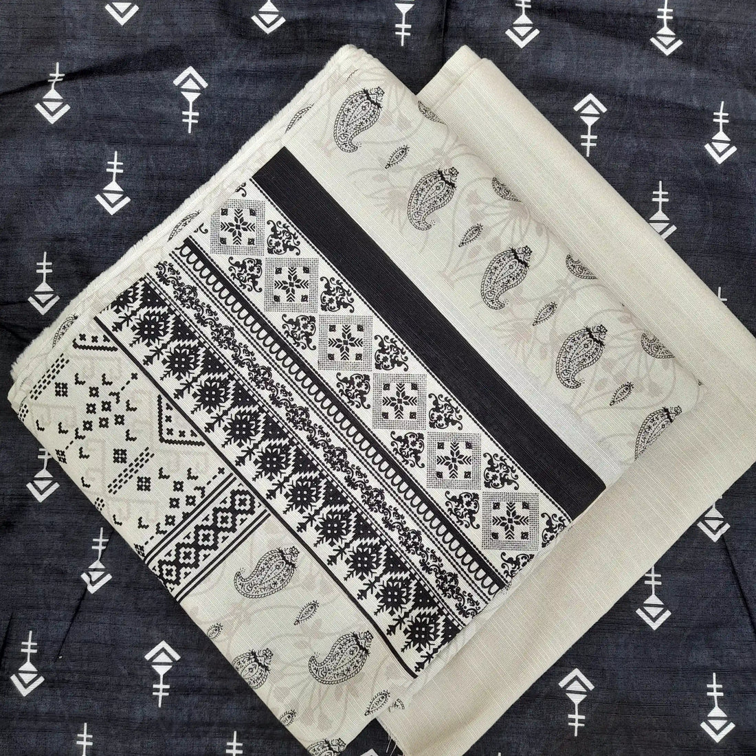 Bin Saeed 3PC Digital Printed Khaddar Unstitched Suit BS2711243P7